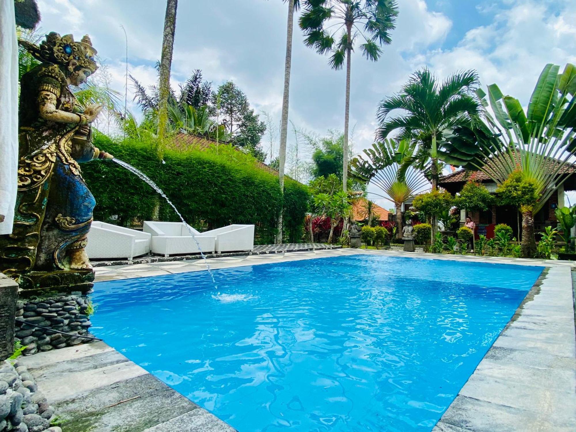 Dong Loka Guesthouse Bali Carangsari Ngoại thất bức ảnh